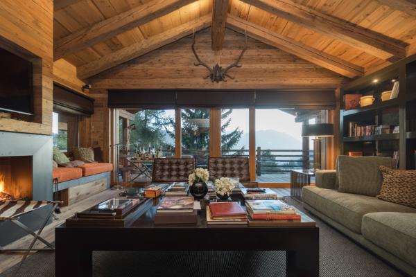 Luxury Verbier chalet sleeps 8 great location